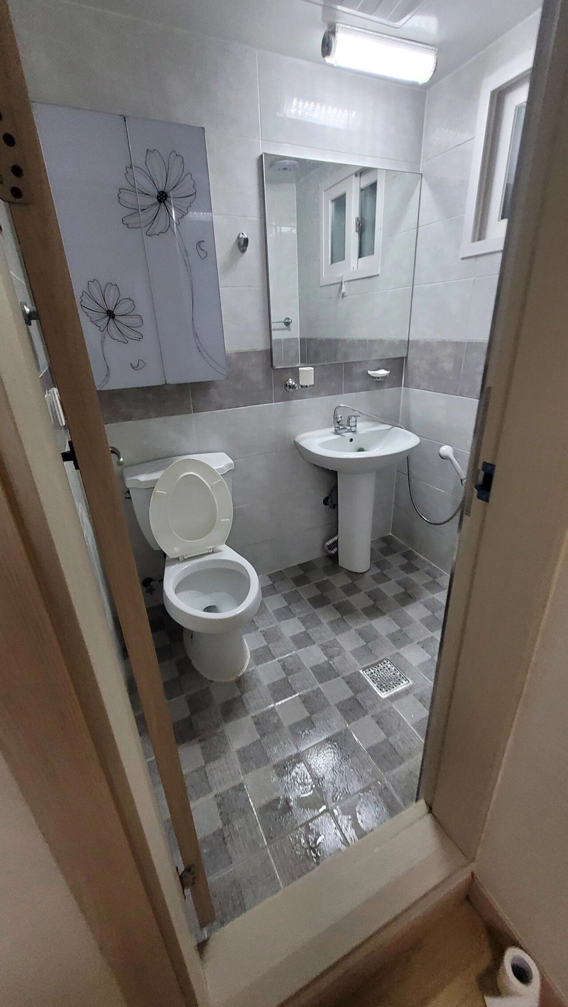 20221222_181809.jpg (분노, 사진많음) 원룸방 빼는데 3시간 청소중