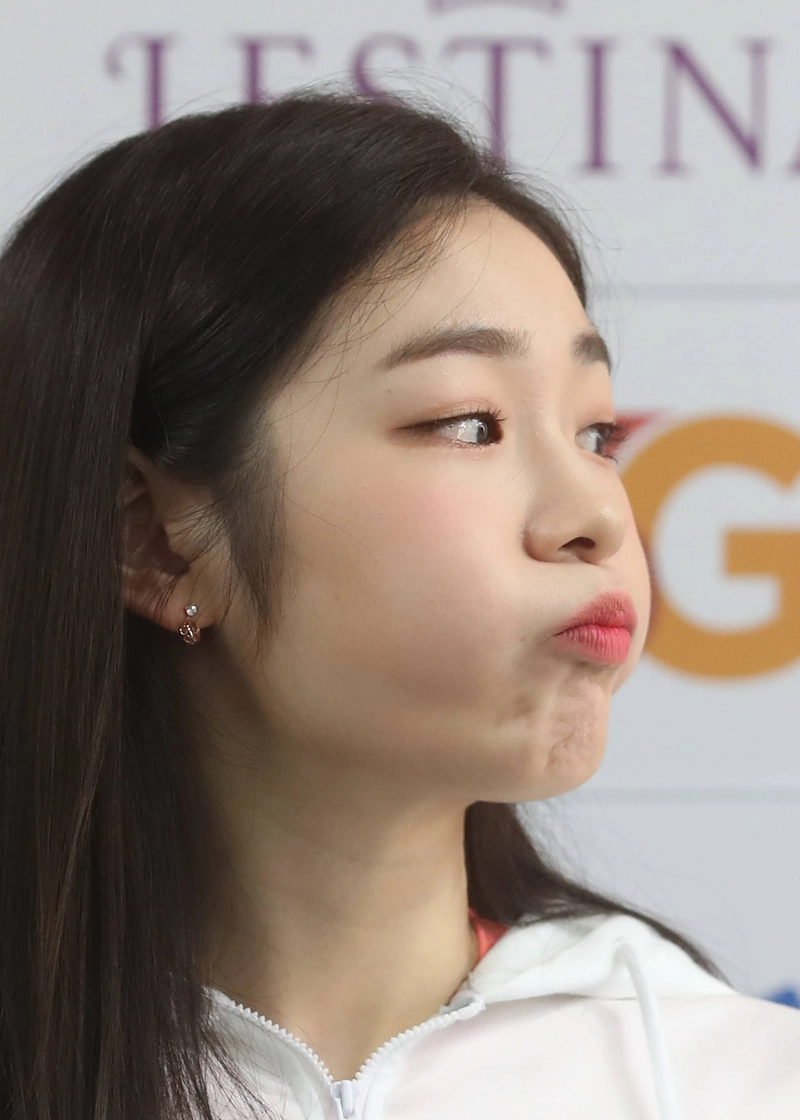 김연아, 4년만의 연기 “나이 먹어 체력 때문에 힘들어…” | 중앙일보