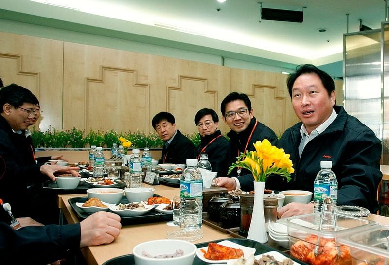 최태원 회장, “하이닉스가 행복할 때까지 뛰겠다” – SK hynix Newsroom