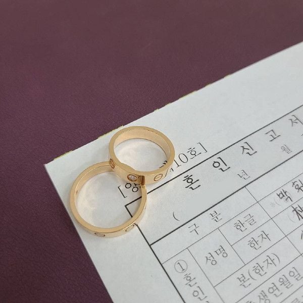 박휘순 혼인신고, 인증샷 보니? < 연예·방송 < 컬처 < 기사본문 - 여성경제신문