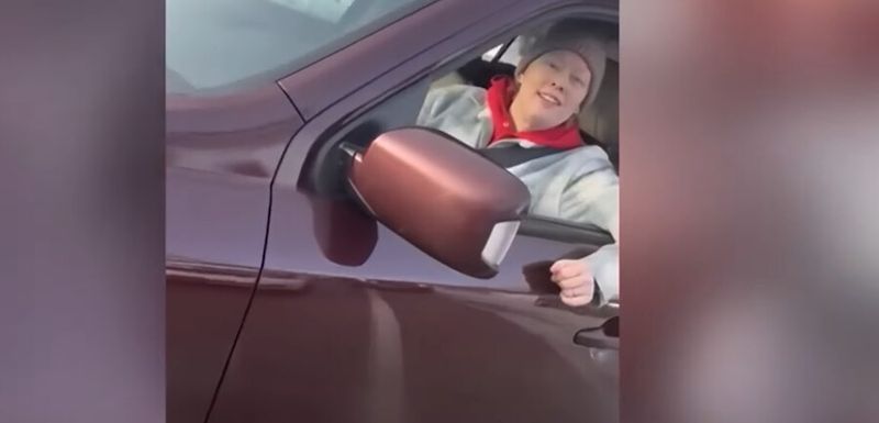 미국 ice 직원 총격사건 피해자 사망직전 영상공개_1.jpg