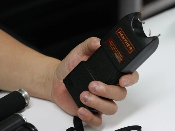 전기충격기로 지인 협박한 60대 남성 체포 - 인천in 시민의 손으로 만드는 인터넷신문