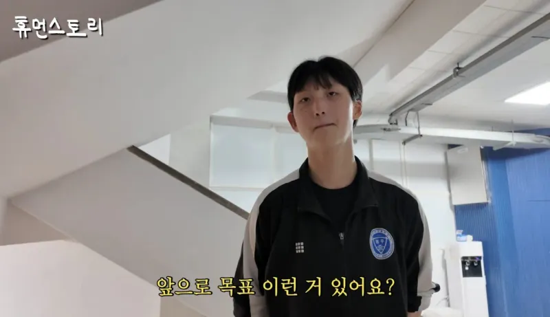 IMG_3055.jpeg 16살 키 199cm 최장신 여중생