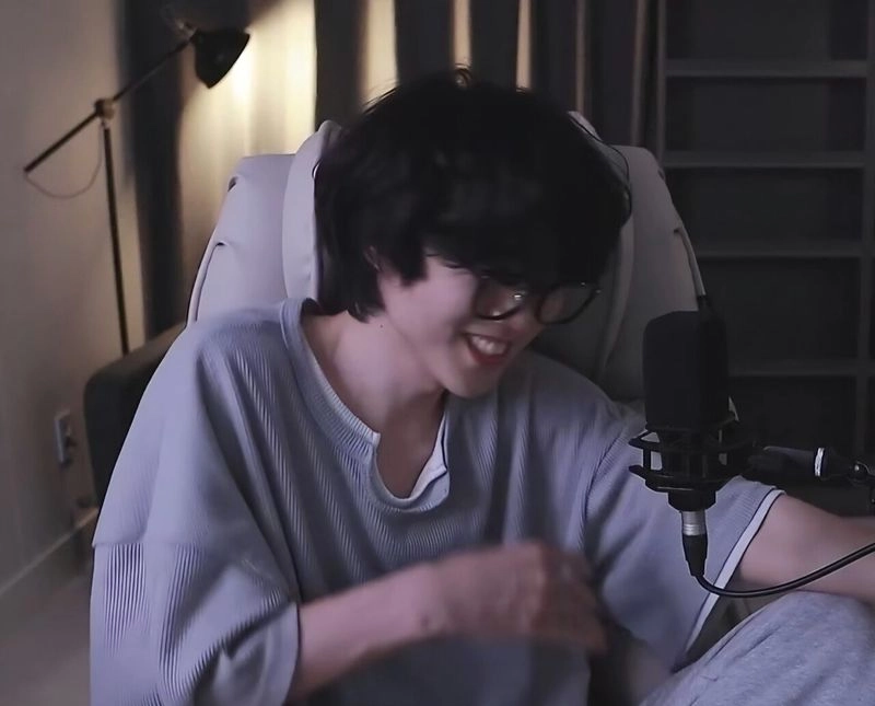 Screenshot_20251124_120731_Instagram.jpg 3년 만난 여친보다 가족이 더 소중할 수가 있나요?