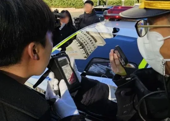 1000004467.jpg 오늘 아침 서울전역 초등학교앞 음주단속 결과.JPG