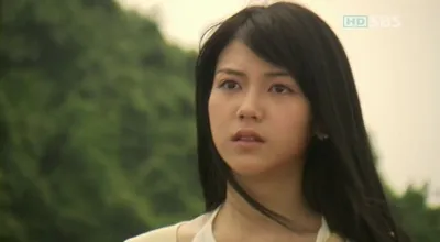 자연미인으로 유명했던 김옥빈 최근 성형후 얼굴 근황