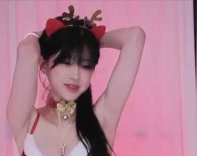 산타복 입은 문월 몸매 ㄷㄷ